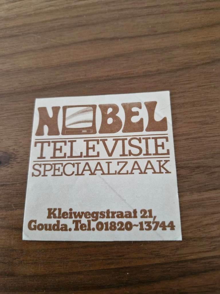 4465 Vintage Nobel Televisie Speciaalzaak Sticker, Ophalen of Verzenden, Gebruikt
