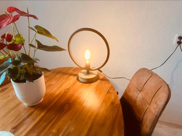 tafellamp hout metaal zgan beschikbaar voor biedingen