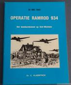 boek Brugge Ramrod bombardement Sint-Michiels Kriegsmarine, Verzenden, Marine, Tweede Wereldoorlog, Gelezen