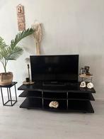 Mooie zwarte tv meubel, Kunststof, Gebruikt, 100 tot 150 cm, Ophalen of Verzenden