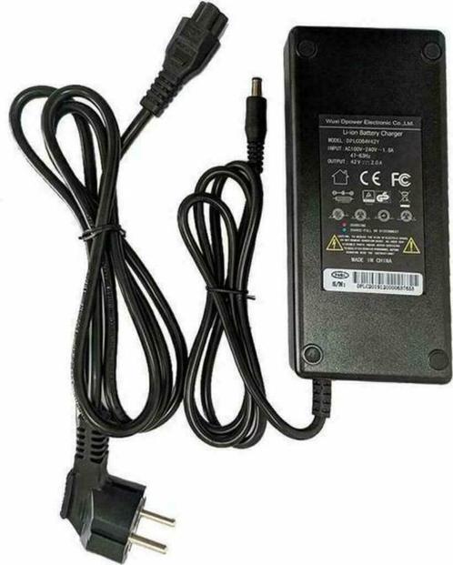 42V 2A lithium batterijlader / acculader voor 36V accu, Fietsen en Brommers, Fietsonderdelen, Algemeen, Ophalen of Verzenden