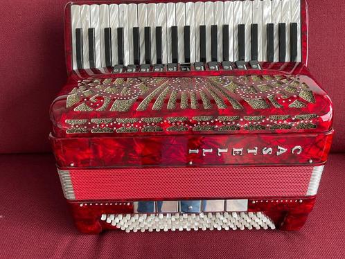 Z.g.a.n.Castelli ( Ballone Burini)accordeon .4korig.Piccolo., Muziek en Instrumenten, Accordeons, Zo goed als nieuw, Toetsaccordeon