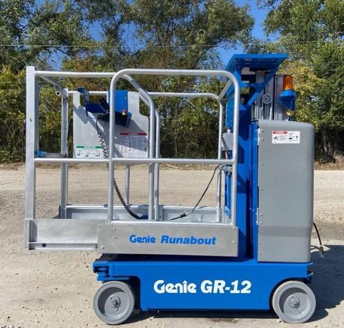 Te Huur Genie GR 12 zeer compacte hoogwerker!., Doe-het-zelf en Verbouw, Steigers, Gebruikt, Overige typen, 5 meter of hoger, Ophalen
