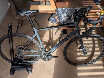 Cube Attain SL 2022 Shimano 105 Schijfremmen Framemaat 58 beschikbaar voor biedingen