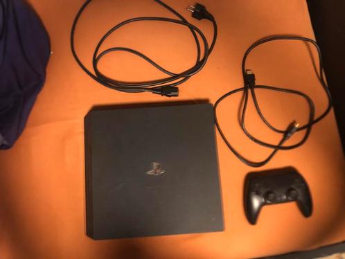 PlayStation 4 pro met controller, Spelcomputers en Games, Spelcomputers | Sony PlayStation 5, Gebruikt, Playstation 5, Verzenden