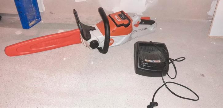 Stihl MSA70C accu kettingzaag., Tuin en Terras, Heggenscharen, Zo goed als nieuw, Ophalen