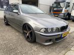 BMW 5-Serie 2.5 I 525 Touring AUT 2002 Grijs, Origineel Nederlands, Te koop, Zilver of Grijs, 5 stoelen