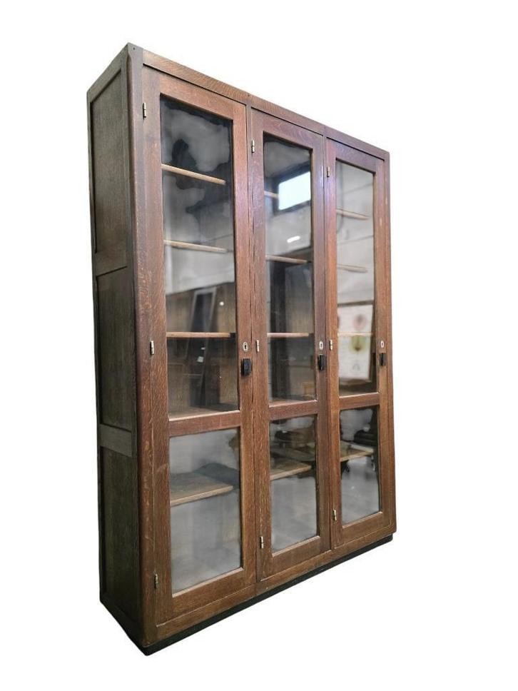 Vintage XL hoge industriële vitrinekast / labokast / kast, Huis en Inrichting, Kasten | Vitrinekasten, Zo goed als nieuw, 150 tot 200 cm