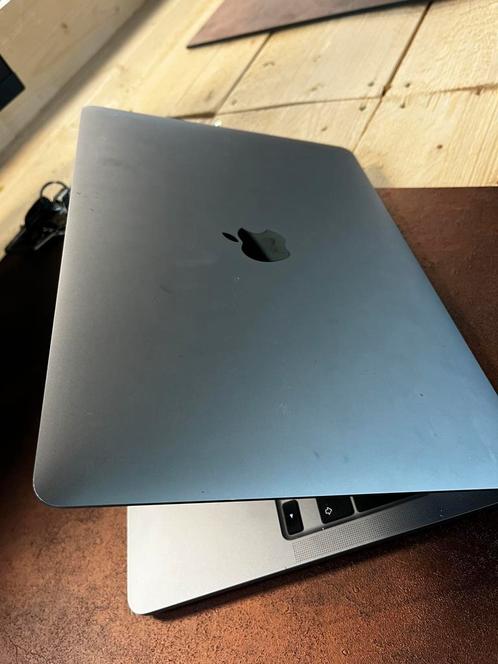 Macbook pro 13 inch 2020, Computers en Software, Apple Macbooks, Gebruikt, MacBook Pro, 13 inch, Onbekend, 256 GB, 8 GB, Qwerty