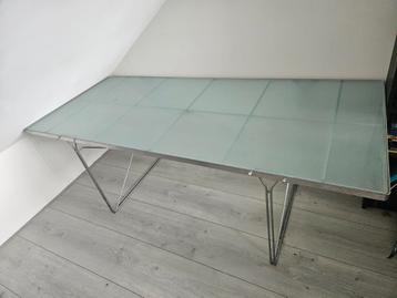 Glazen tafel. 200X85X72 CM. Bijna gratis. beschikbaar voor biedingen