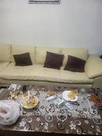 Gratis 2 Banken - Wie het eerst komt, het eerst maalt!, Huis en Inrichting, Banken | Bankstellen, Gebruikt, Ophalen of Verzenden