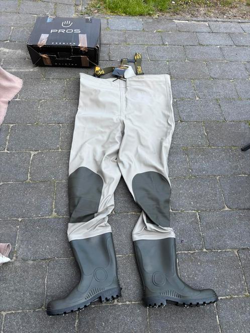 Nieuwe pros plavitex pvc waadpak heavy duty mt45 met spikes, Watersport en Boten, Hengelsport | Karpervissen, Nieuw, Overige typen