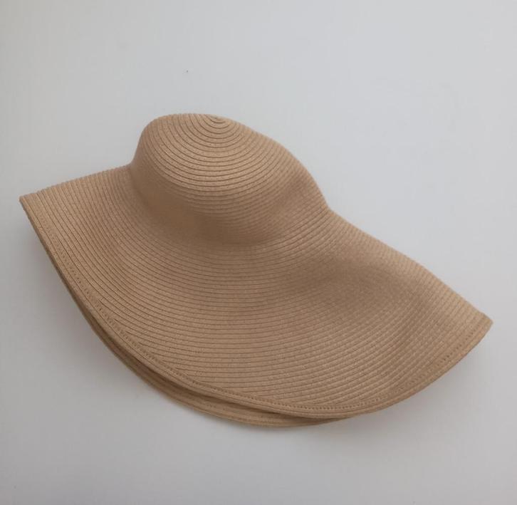 H&M reuze papier zonnehoed, maat S / 54, Kleding | Dames, Hoeden en Petten, Zo goed als nieuw, Hoed, 55 cm (S, 6⅞ inch) of minder