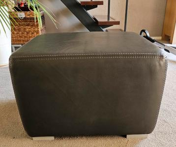 Hocker poef 60x60cm Novastyl - mooi zacht leder - antraciet: beschikbaar voor biedingen
