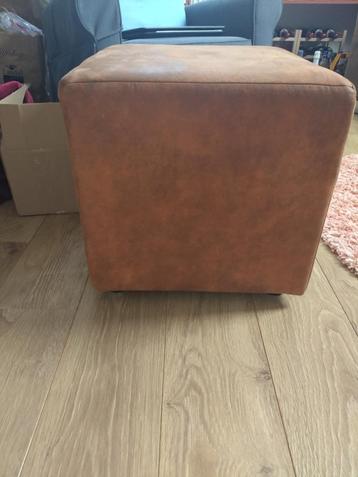 Hocker Cognac 