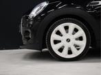 MINI Mini 1.5 Cooper Chili Business [HEAD UP DISPLAY, CAMERA, Auto's, Mini, 136 pk, Gebruikt, Navigatiesysteem, Zwart