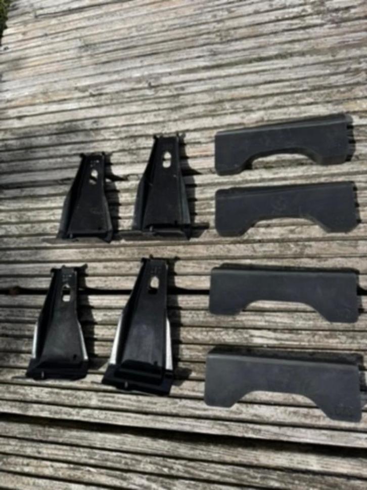 Thule Evo Kit 145014, Auto diversen, Dakdragers, Zo goed als nieuw, Ophalen of Verzenden