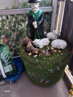 Tuinbeeld met herder en schapen opberg ruimte, Ophalen, Gebruikt, Kunststof, Dierenbeeld