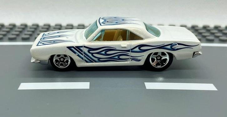 Hot Wheels Mystery Models '68 Plymouth Barracuda Formula S, Hobby en Vrije tijd, Modelauto's | Overige schalen, Nieuw, Auto, Ophalen