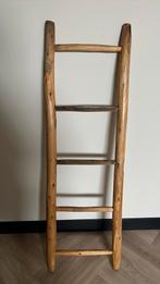 Houten trapje, Doe-het-zelf en Verbouw, Ladders en Trappen, Ophalen, Zo goed als nieuw, Minder dan 2 meter