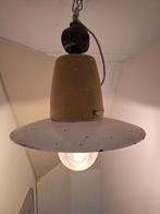 Stoere industriële hanglamp uit de DDR, Huis en Inrichting, Lampen | Hanglampen, Gebruikt, Ophalen of Verzenden