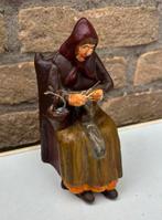 Vintages Gipsen handgeschilderd beeldje van een vrouw, Ophalen of Verzenden, Gebruikt, Mens