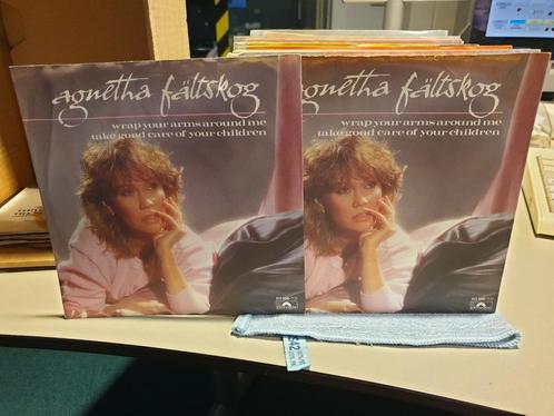 Agnetha Faltskog - Wrap your arms around me, 2 stuks (a1), Cd's en Dvd's, Vinyl Singles, Ophalen of Verzenden