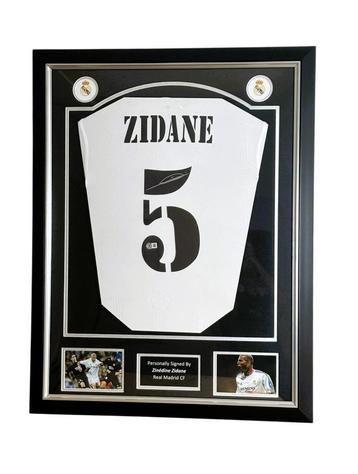 Zinedine Zidane Real Madrid 22/23 Gesigneerd Ingelijst Shirt beschikbaar voor biedingen