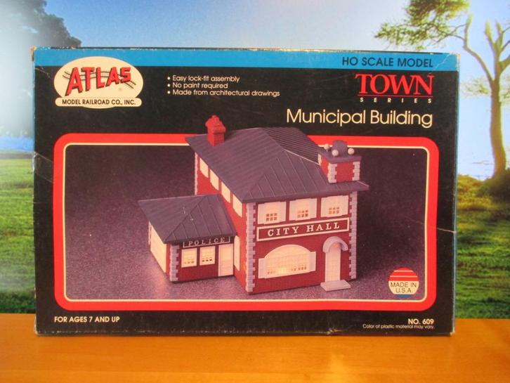 Stadhuis - Atlas Municipal Building City Hall Made in U.S.A., Hobby en Vrije tijd, Modeltreinen | H0, Zo goed als nieuw, Ophalen of Verzenden