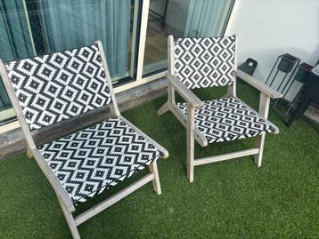2 Balkonstoelen Zwart-Wit beschikbaar voor biedingen