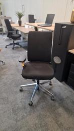 Goede gebruikte ergonomische bureaustoel, Ophalen