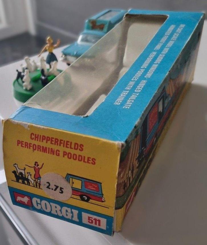 Doos Corgi Toys 511 - Chipperfields Performing Poodles, Hobby en Vrije tijd, Modelauto's | 1:43, Gebruikt, Auto, Corgi, Ophalen of Verzenden