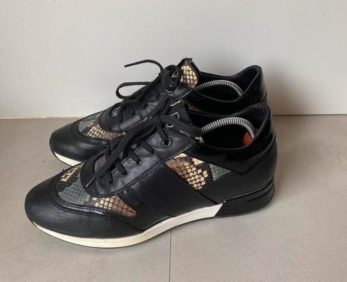DLSPORT SNEAKERS MT:40, Kleding | Dames, Schoenen, Gedragen, Sneakers of Gympen, Zwart, Verzenden