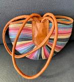 Regenboog strandtasje met leren banden., Ophalen of Verzenden, Zo goed als nieuw, Overige kleuren, Schoudertasje