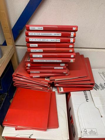 Dia series, educatief school materiaal  beschikbaar voor biedingen