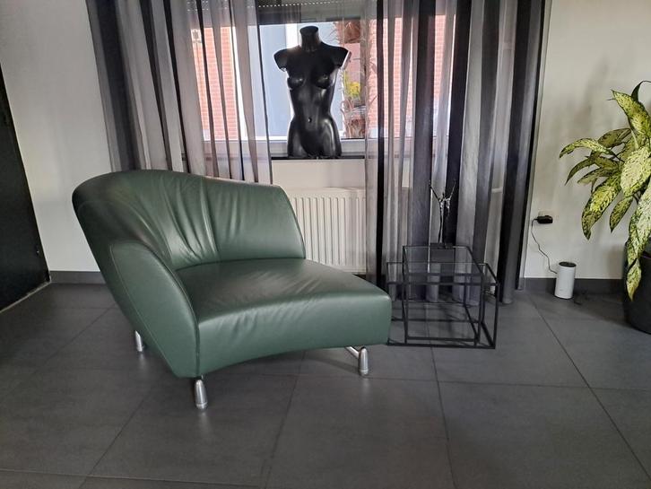 Leolux Chaise Longue in NIEUWSTAAT, Huis en Inrichting, Banken | Sofa's en Chaises Longues, Zo goed als nieuw, Eenpersoons, Minder dan 150 cm