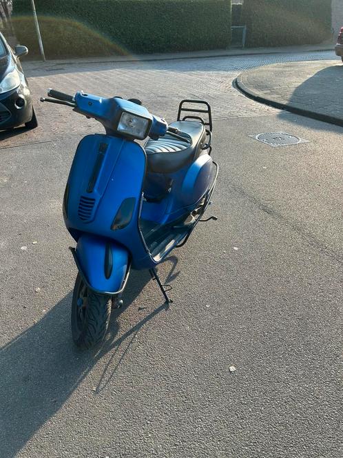 Vespa lx50, Fietsen en Brommers, Scooters | Vespa, Gebruikt, Vespa LX, Tweetakt, Ophalen of Verzenden
