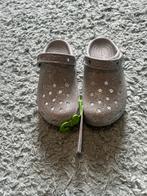 NIEUW, zilvergrijze Cutie Crush met glitter van Crocs, maat, Kinderen en Baby's, Kinderkleding | Schoenen en Sokken, Crocs, Meisje