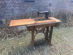 Antieke Singer naaitafel in goede staat, Antiek en Kunst, Antiek | Naaimachines, Ophalen