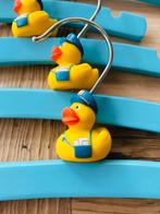 8 kinder kledinghangers hout met eendjes, Ophalen of Verzenden, Zo goed als nieuw, Hout, Kinderen