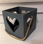 Kaars houder met hart grijs, Huis en Inrichting, Woonaccessoires | Kandelaars en Kaarsen, Ophalen, Overige materialen, Gebruikt