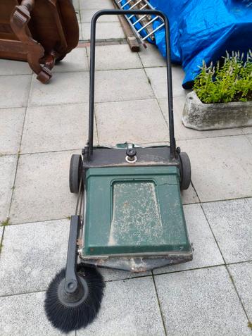 Hand Veegmachine  beschikbaar voor biedingen