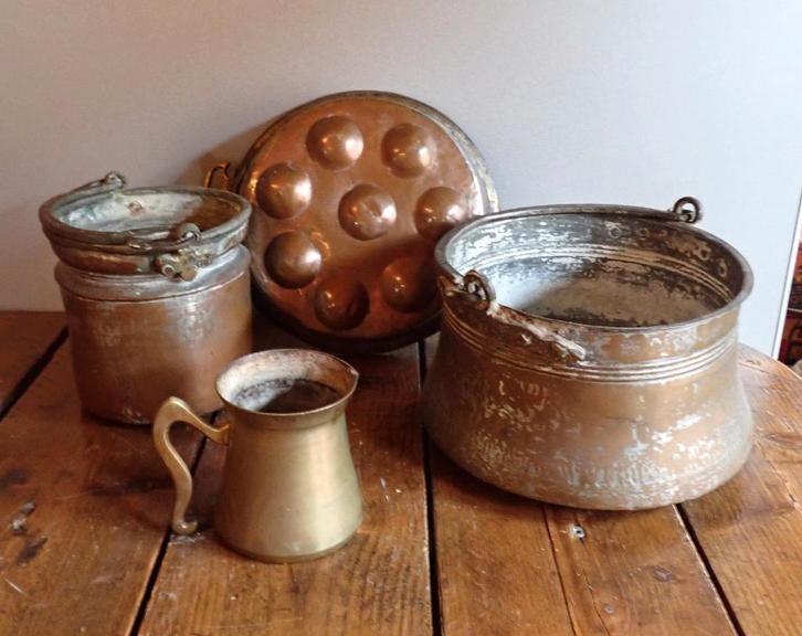 Koperen "bloempot" , slakkenschaal , mini emmer , schenkkan, Antiek en Kunst, Curiosa en Brocante, Ophalen of Verzenden