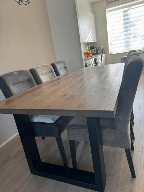 Houten eettafel (woonexpress), Huis en Inrichting, Complete eetkamers, Zo goed als nieuw, Ophalen of Verzenden