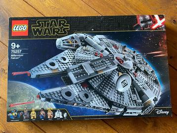 Lego 75257 Star Wars Milennium Falcon Starwars beschikbaar voor biedingen
