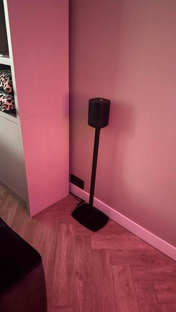 Sonos One SL (2x) met voet - Perfecte Stereo Set beschikbaar voor biedingen