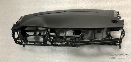 Kia Stonic 2017+ dashboard zonder airbags 84710H8AB0WK, Auto-onderdelen, Dashboard en Schakelaars, Kia, Gebruikt, Ophalen of Verzenden