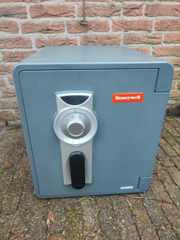 Honeywell kluis - waterdicht en brandwerend, Huis en Inrichting, Brandblussers en Brandkasten, Zo goed als nieuw, Ophalen