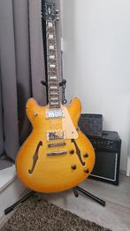 Harley Benton HB-35 Plus Lemon Guitar + Amplifier + Stand, Met versterker, Zo goed als nieuw, Solid body, Ophalen