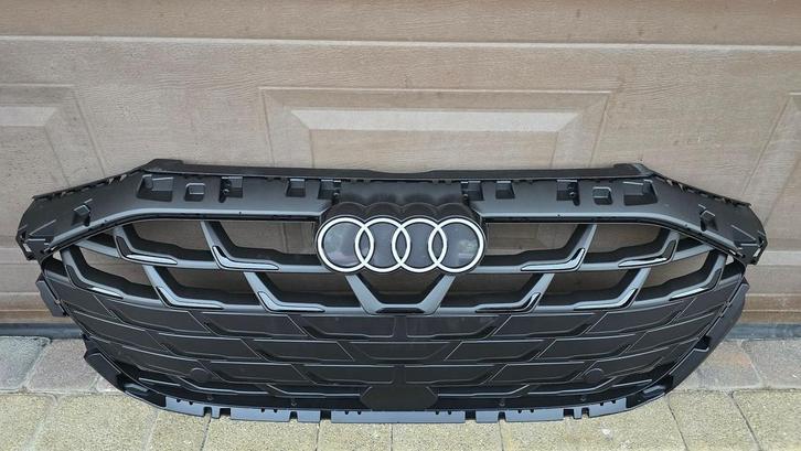 Grill AUDI A3 8Y FACELIFT S-LINE E-TRON 8Y0853651AF MOOI 8Y0, Auto-onderdelen, Overige Auto-onderdelen, Nieuw, Herkomst onderdeel bekend